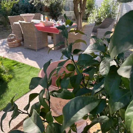 Le Clos Jasmin Bed & Breakfast Boisseron